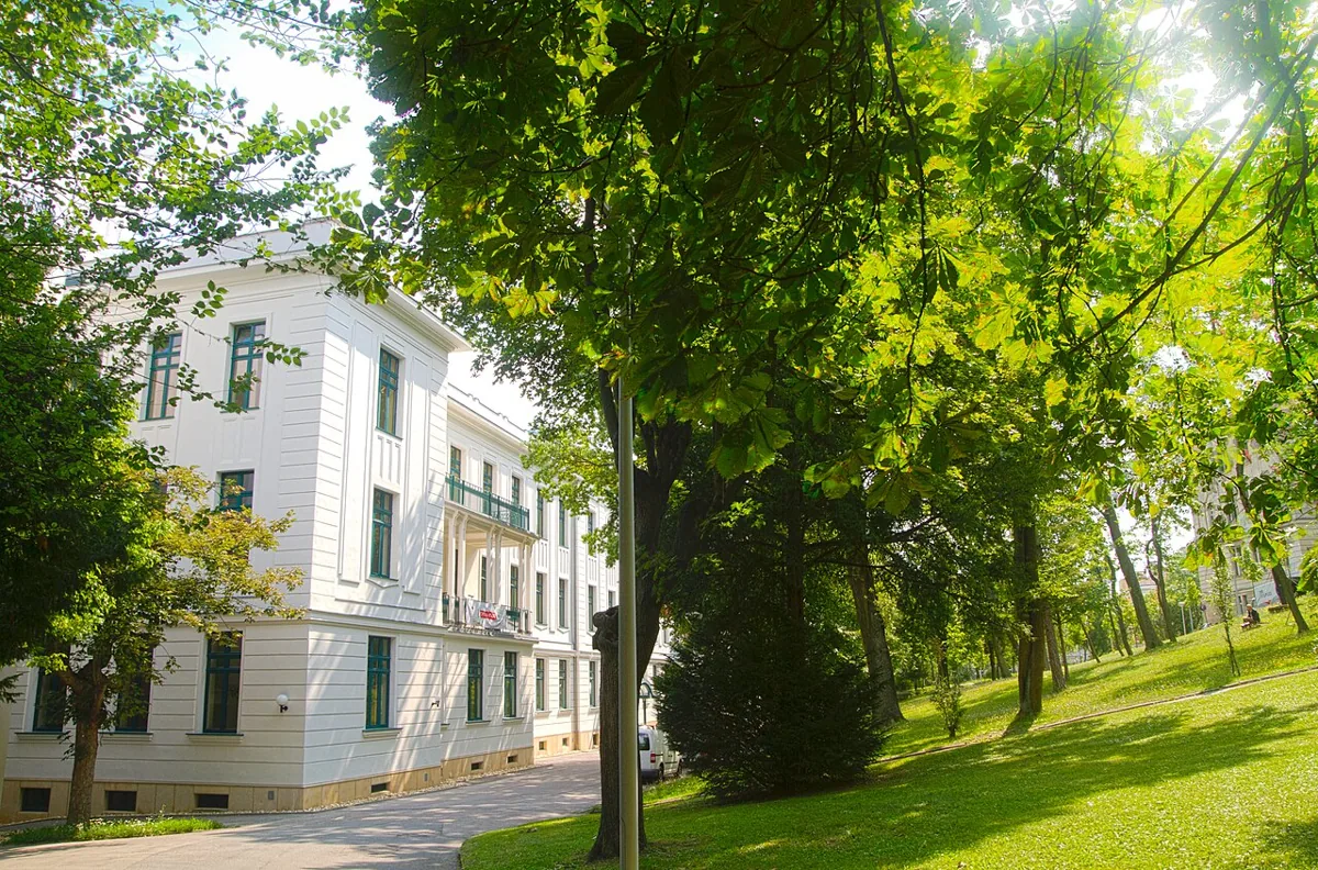Historic 2012 view of AMADEUS Vienna, House 3