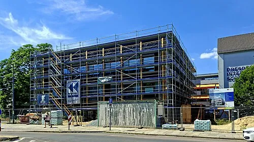 Building work at Dresden International School on Annenstraße, photographed in 2026