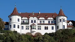 Schloss Neubeuern campus photograph